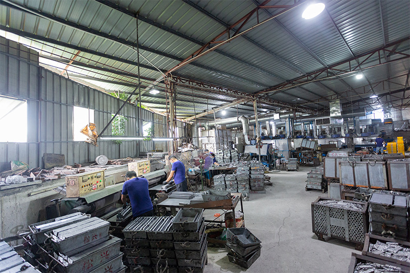 Our factory is equipped with advanced production equipment,